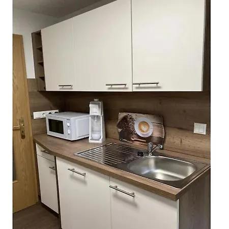 Ferienwohnung Schickolores דירה *